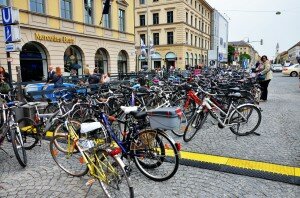 Велопарковка в центре Мюнхена